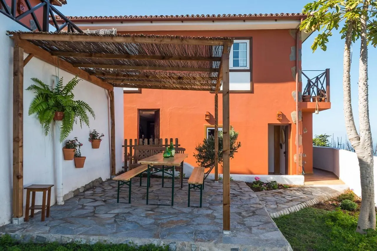 CASAS EN FINCA ECOLÓGICA EL BICLEN, NATURALEZA, CALMA Y VISTAS al MAR, Icod el Alto Сasa de vacaciones